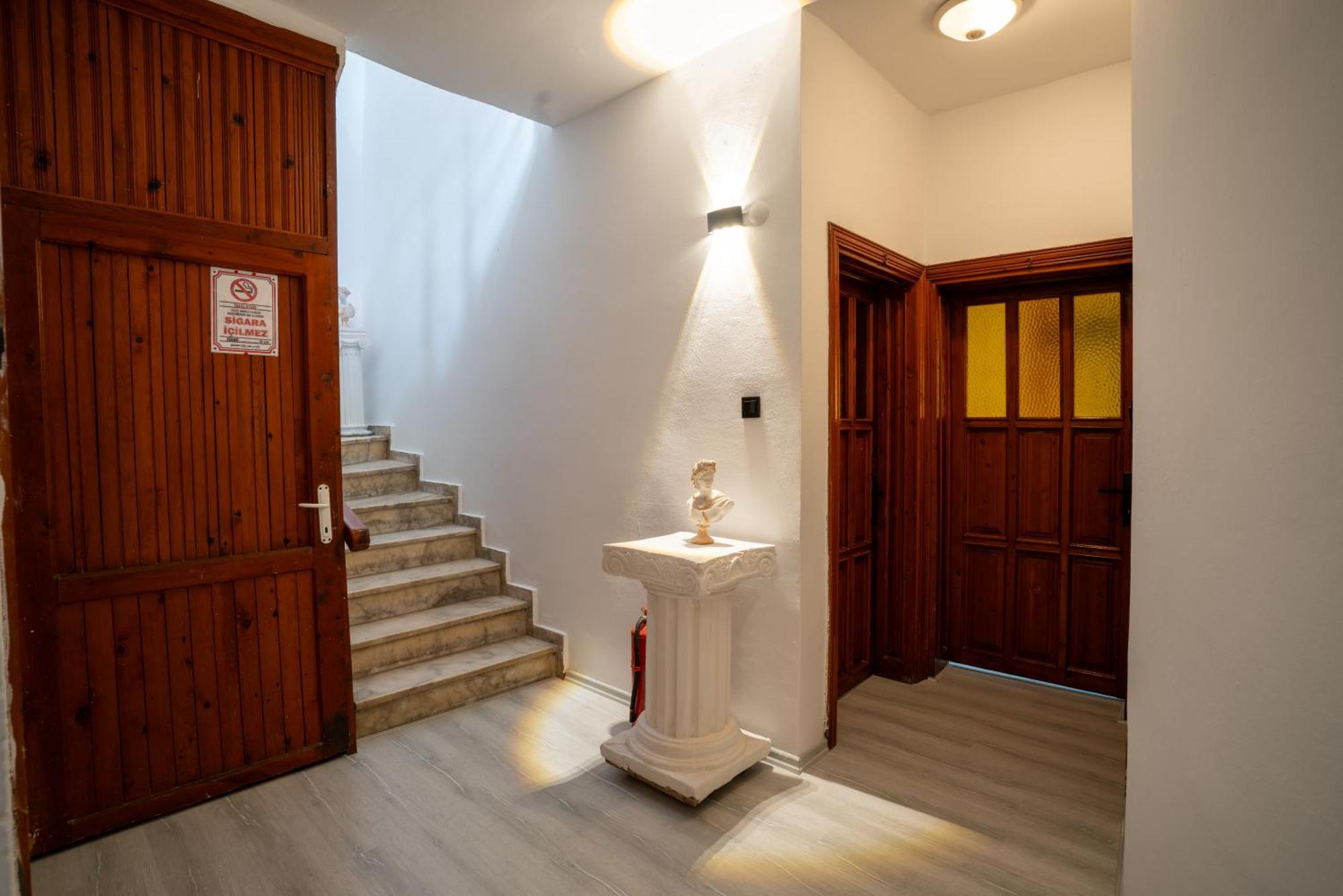 Buetuenoglu Pansiyon Antalya Exterior foto