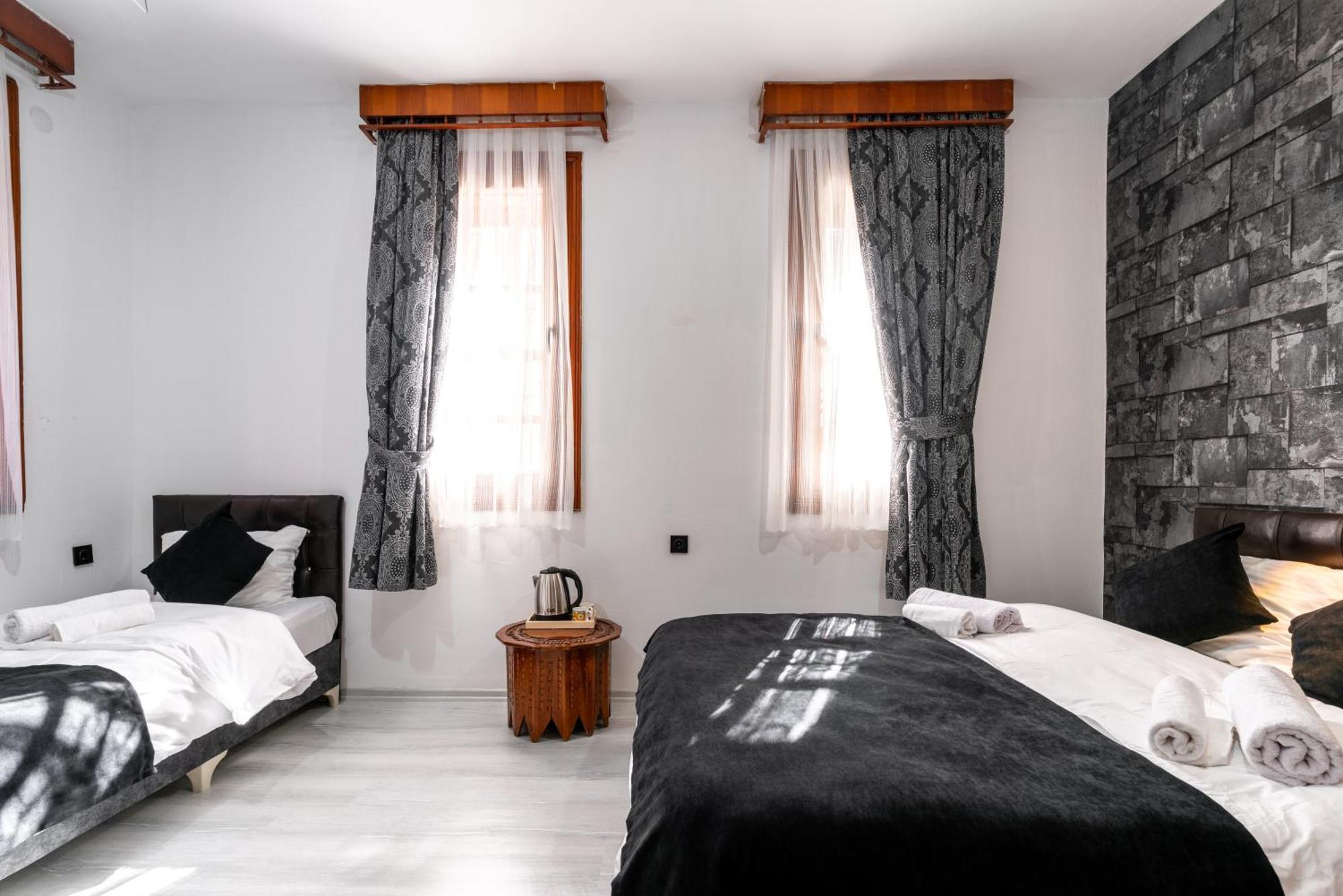 Buetuenoglu Pansiyon Antalya Exterior foto