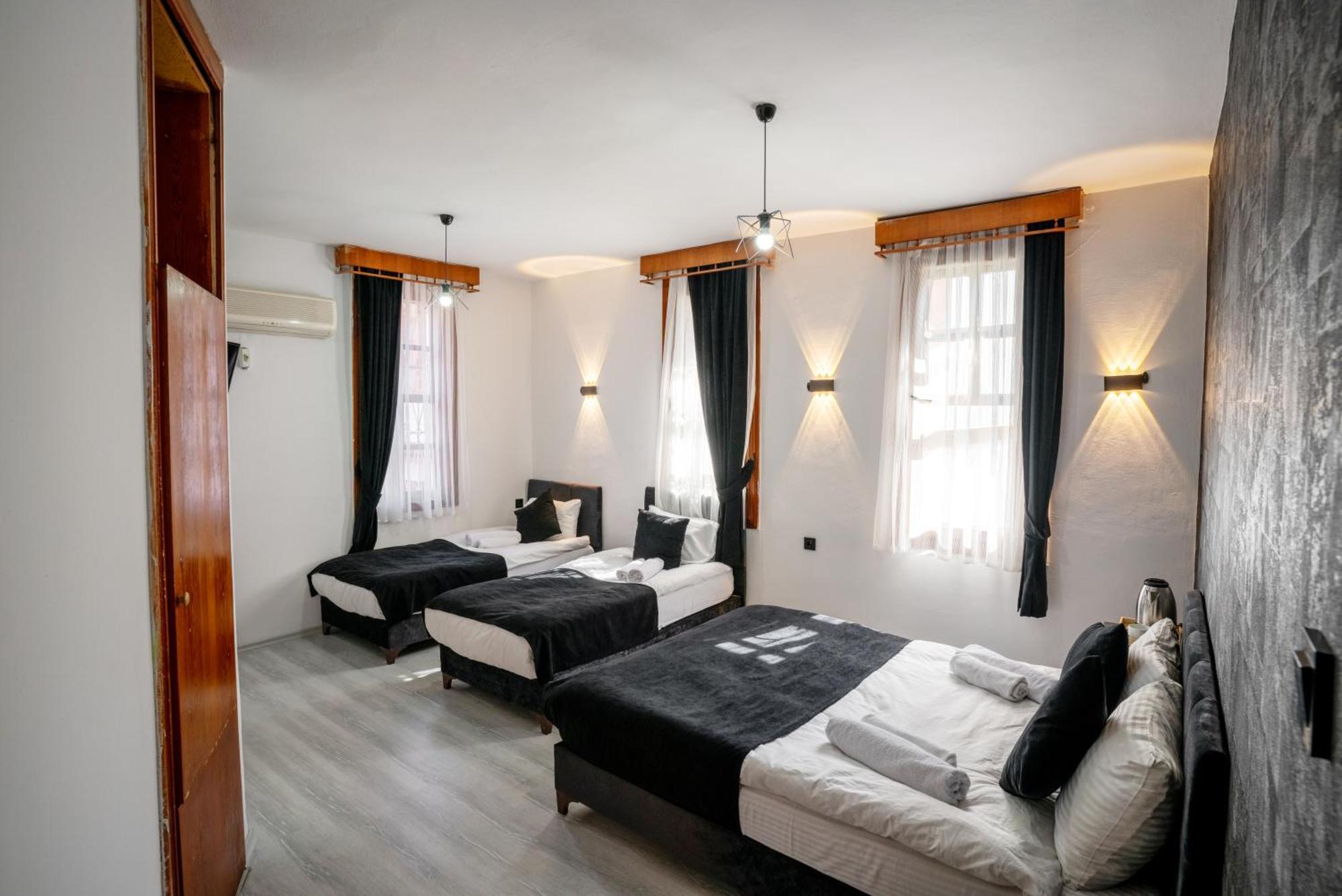 Buetuenoglu Pansiyon Antalya Exterior foto