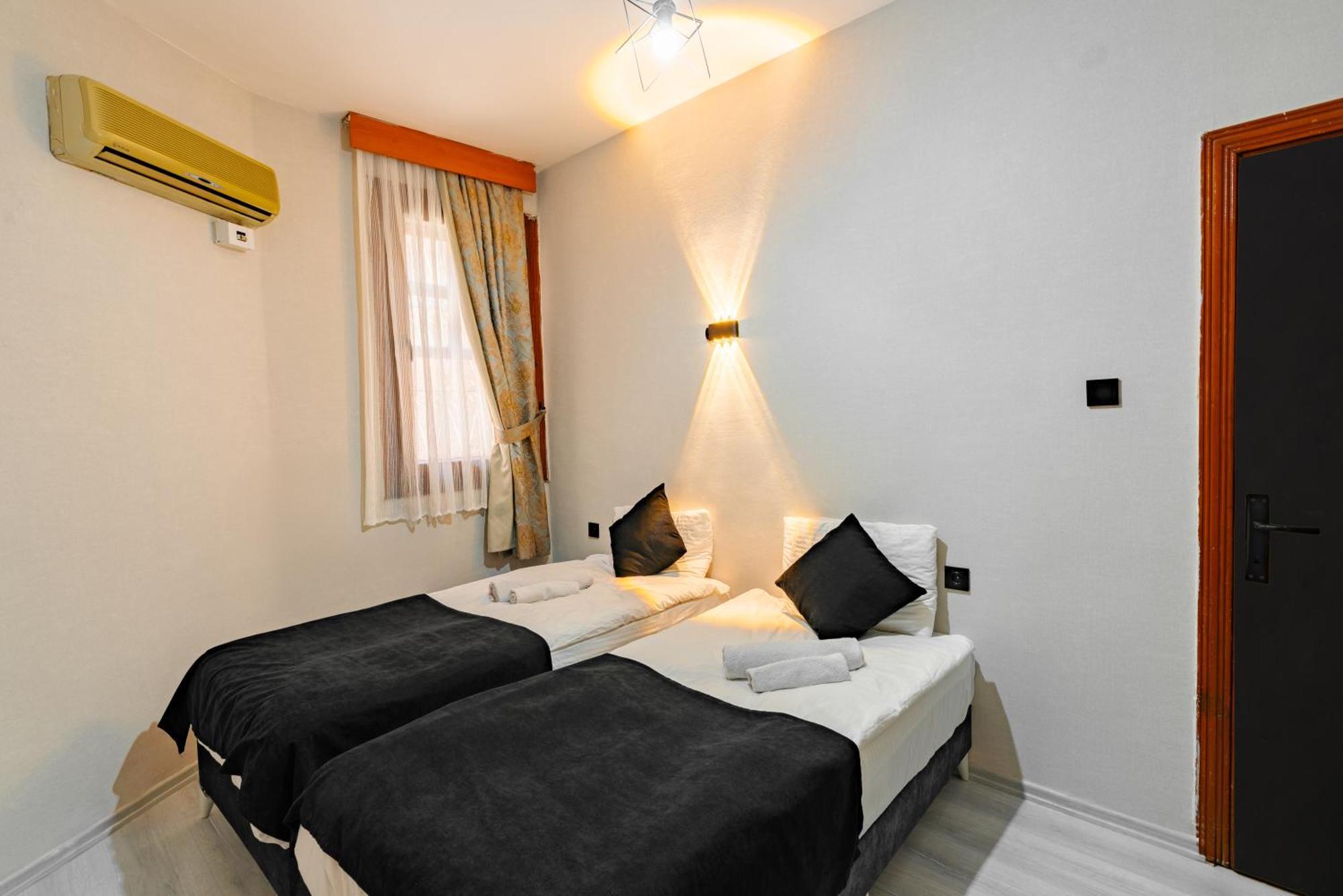 Buetuenoglu Pansiyon Antalya Exterior foto