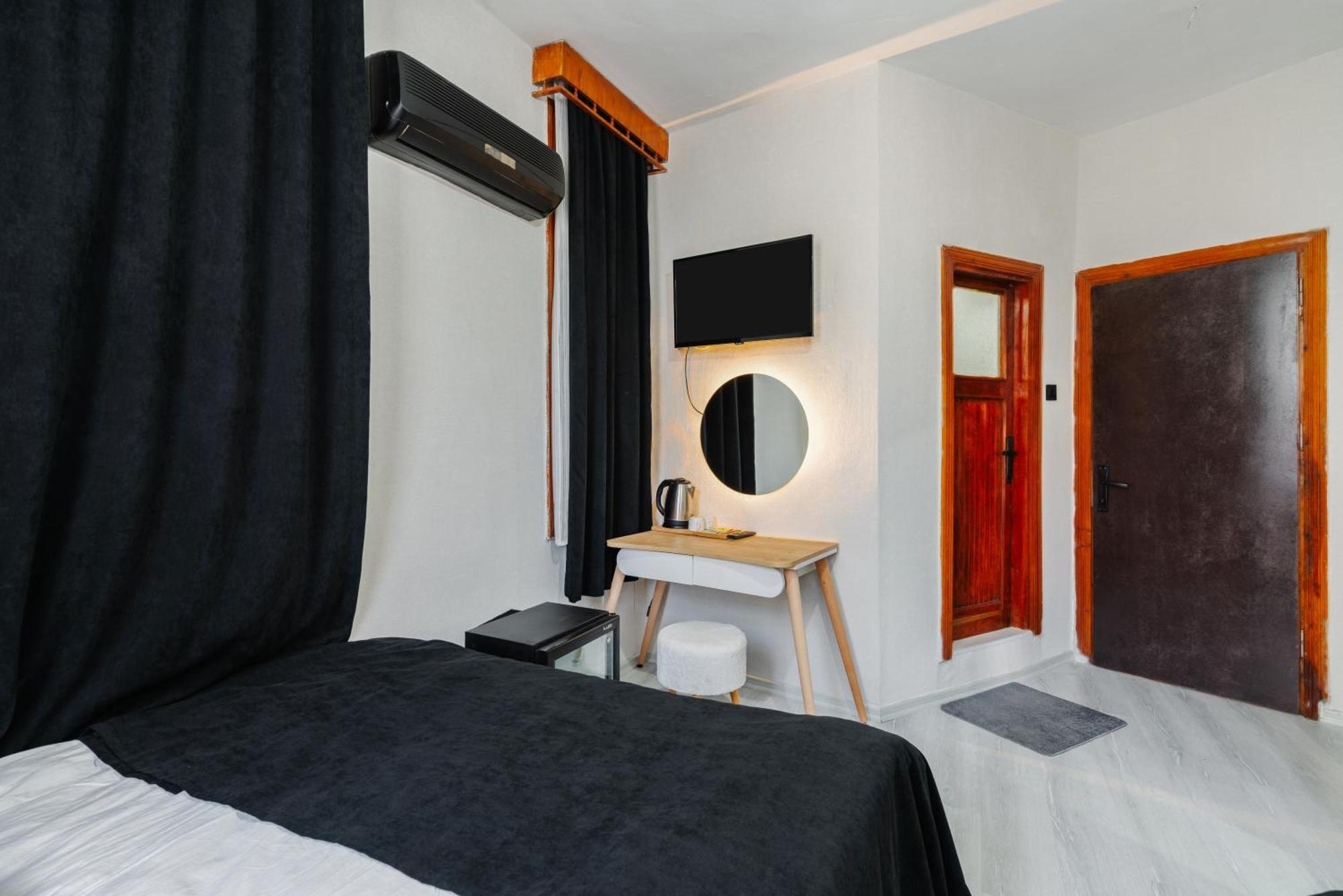 Buetuenoglu Pansiyon Antalya Exterior foto